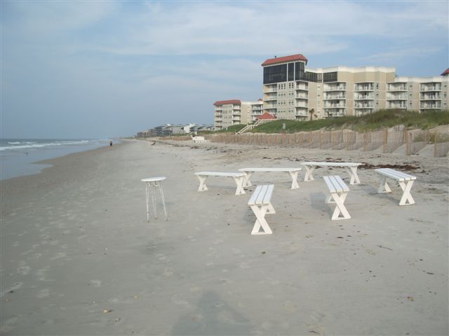 benches for other wedding